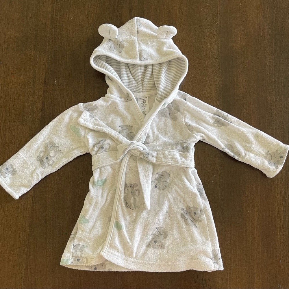 Carters bathrobe